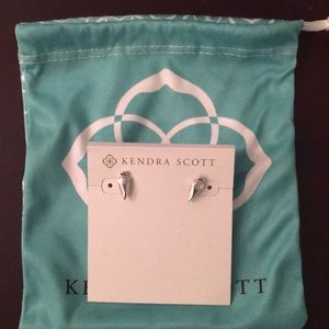 Kendra Scott Stacey arrowhead studs